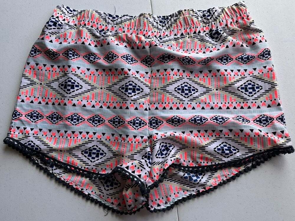 Charlotte Russe Women's Aztec Tribal Print Boho Shorts with Pom-Pom Trim